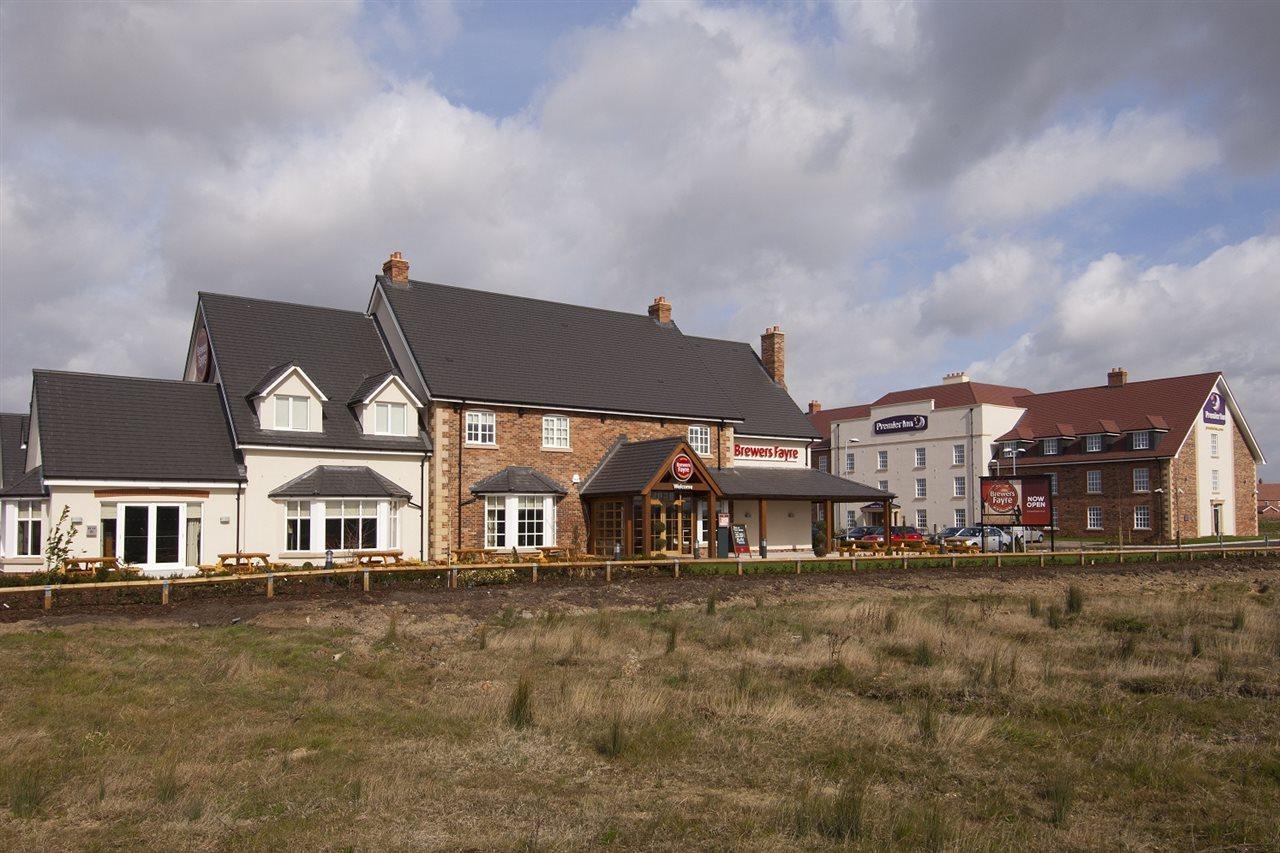 Premier Inn Bedford South Kempston Eksteriør billede