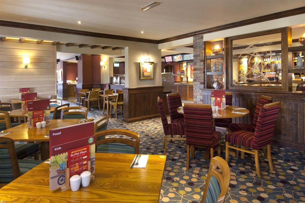Premier Inn Bedford South Kempston Eksteriør billede