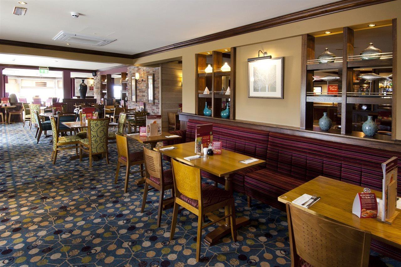Premier Inn Bedford South Kempston Eksteriør billede