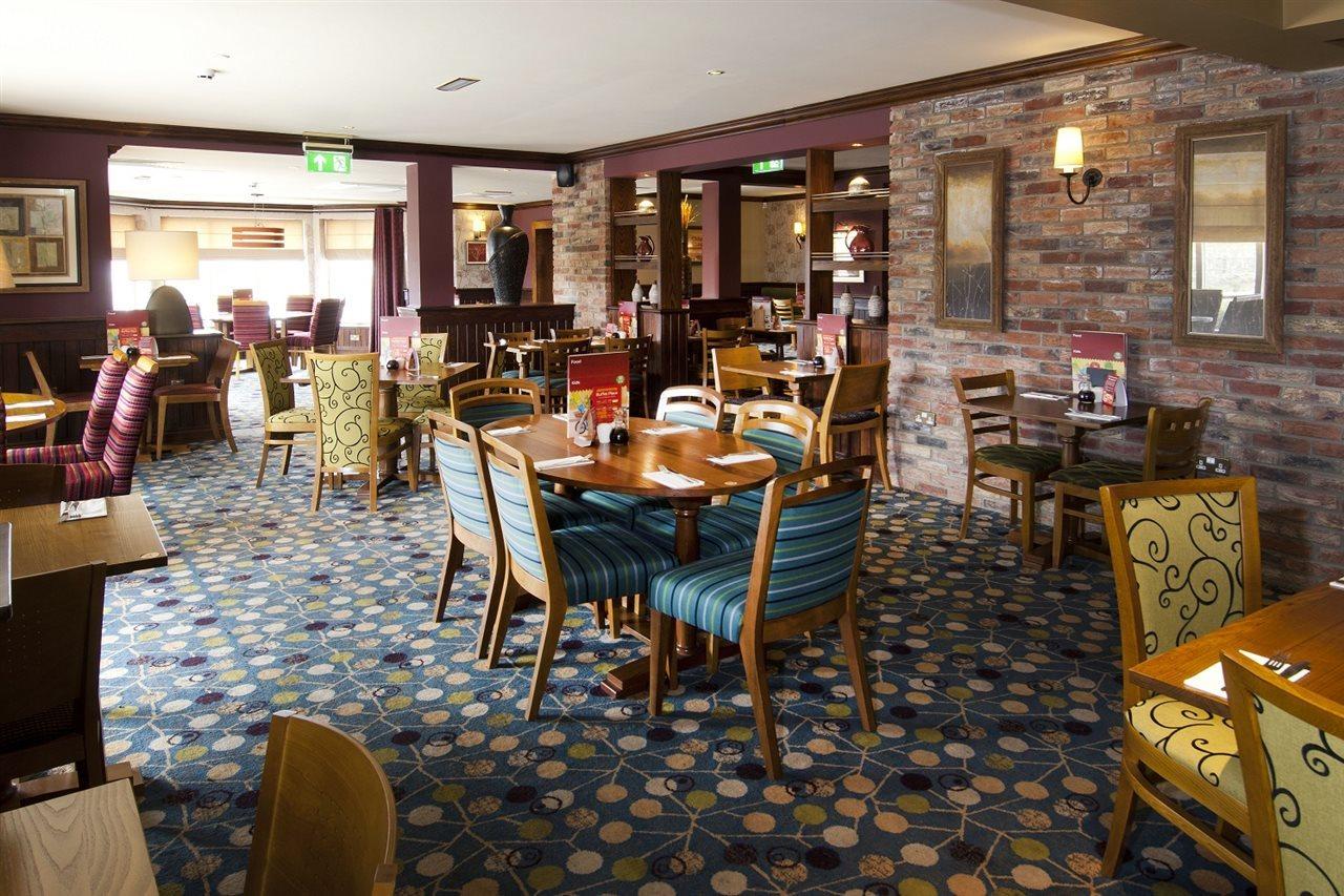 Premier Inn Bedford South Kempston Eksteriør billede