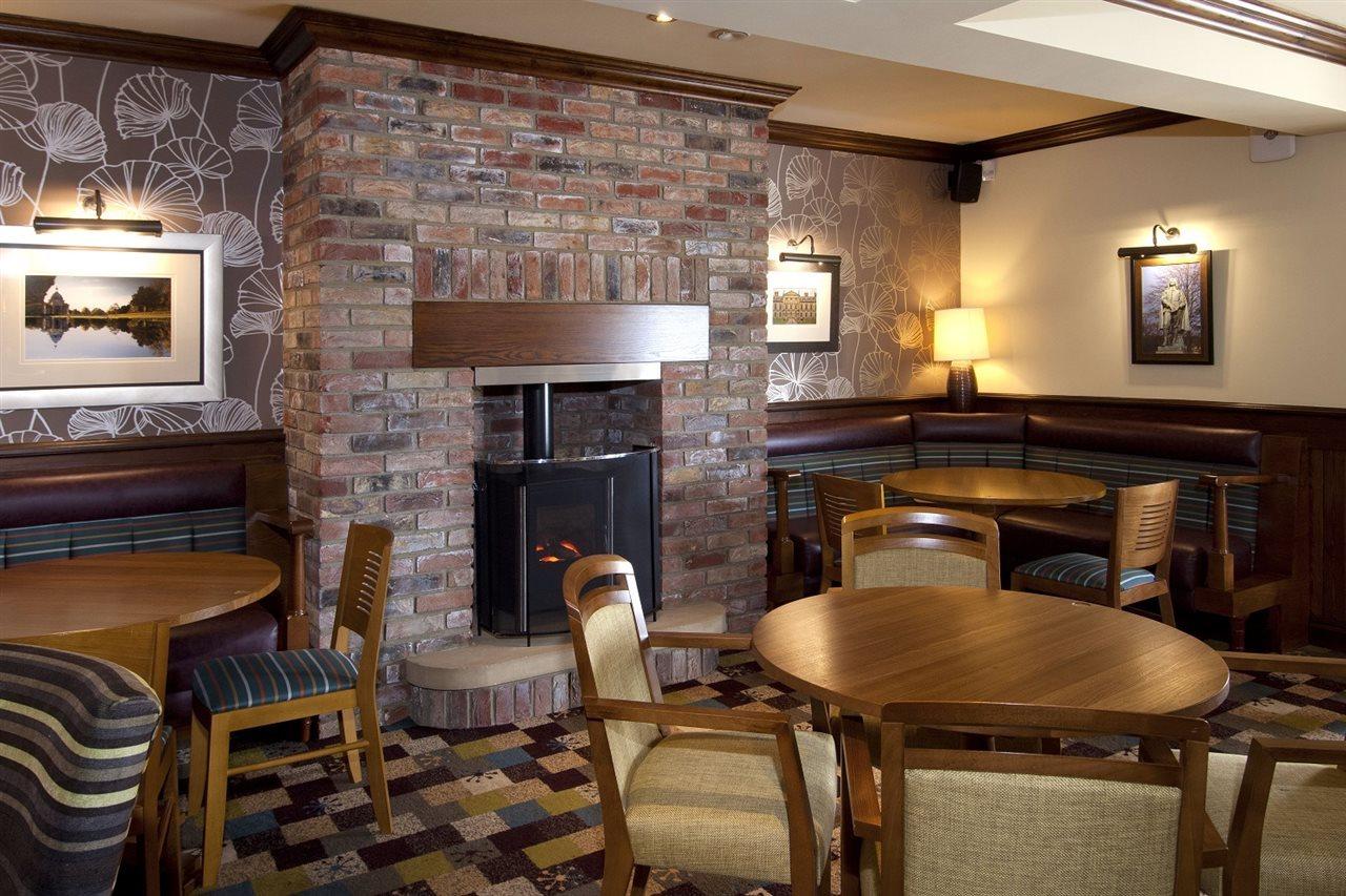 Premier Inn Bedford South Kempston Eksteriør billede