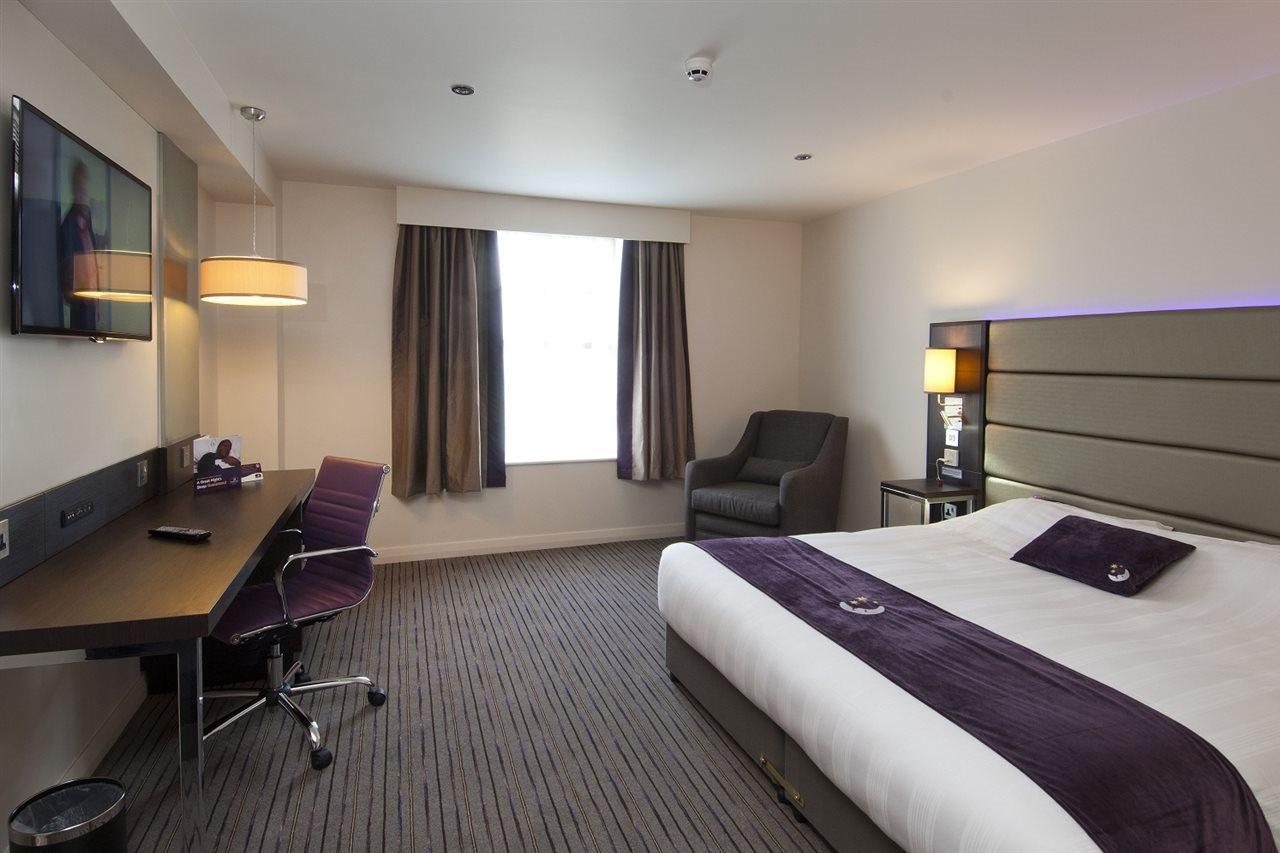 Premier Inn Bedford South Kempston Eksteriør billede
