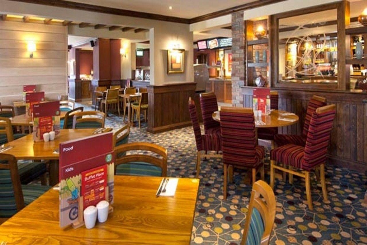 Premier Inn Bedford South Kempston Eksteriør billede